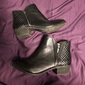 Luck Brand Black leather booties